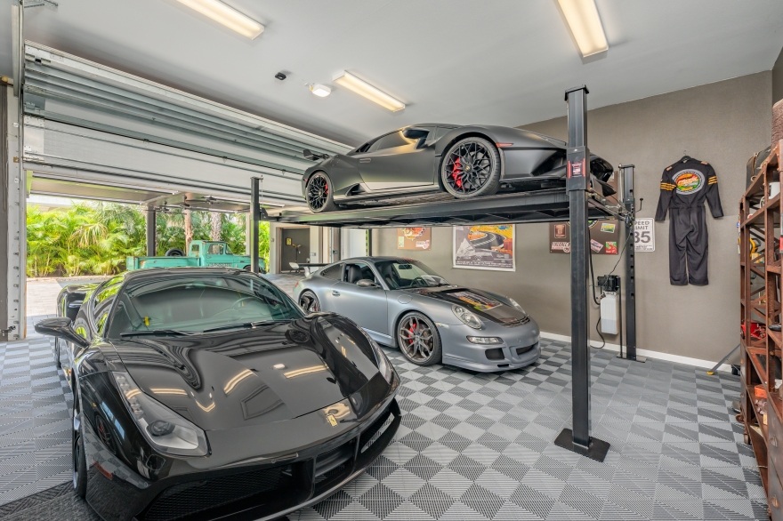 West Of Trail Mansion with Car Collector’s Dream Garage Hits Market for $4.65 Million