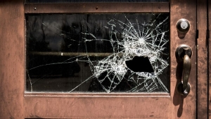 Navigating the Glass Emergency: A Guide to Finding Reliable Glass Repair Services