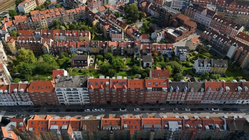 How to Choose a Clean, Safe Neighborhood for Your Family