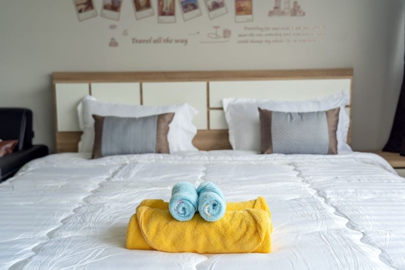 5 Best Airbnb Calculators to Use Before Buying a Property