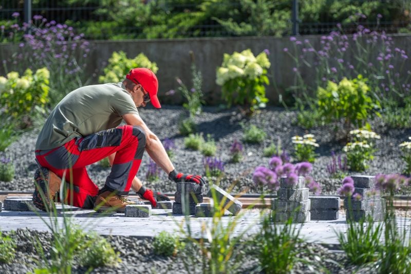 Low-Maintenance Landscaping Ideas That Look Great All Year