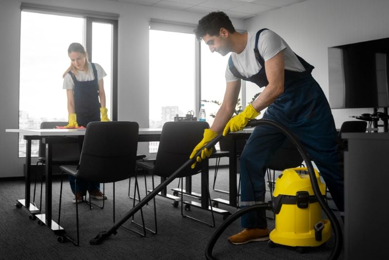 How Professional Janitorial Cleaning Supports Healthier Offices