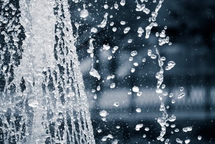 Reasons to Power Wash Your Home Before Putting It On the Market