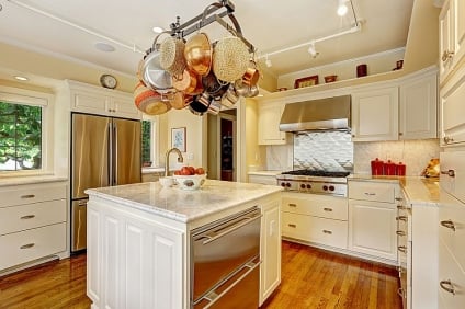 7 Easy and Quick Ways to Keep Your Kitchen Clean