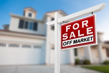 Home Delistings Hit Record High in November as Buyers and Sellers Retreated