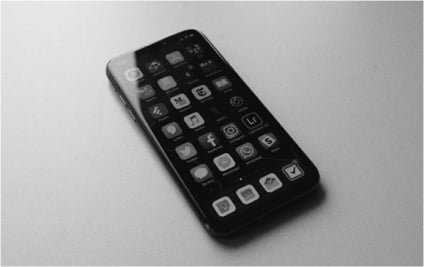 Run Your RE Business with a Smartphone Using Your Phone’s Contacts