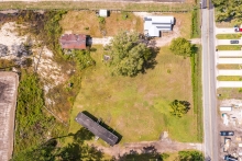 2 for 1 Property-2 Homes on 2 Acres!