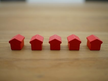 How to Choose a REIT to Invest In