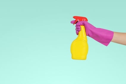Cleaning Your Home Before Selling? 5 Surfaces to Leave to a Professional