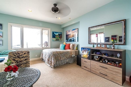 9 Killer Ways To Transform Your Kid's Room When They Leave For College