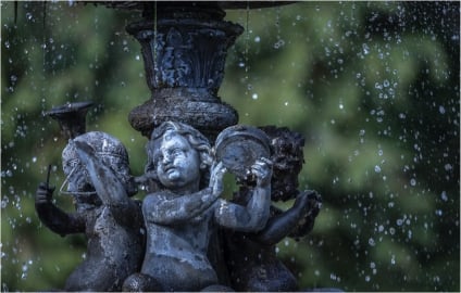 Purify the Air, Drown out Traffic, and Reduce Stress, All by Adding a Fountain
