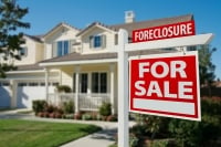 The 10 Do's and Don'ts of Buying a Foreclosure