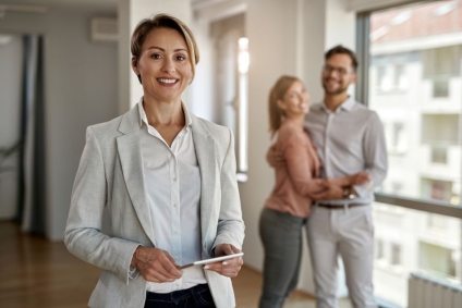 How to Save Money with Low Commission Real Estate Services