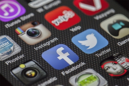 10 Easy Tips to Improve Social Media Marketing for Real Estate Agents
