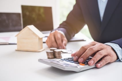 What Is A 'Manual' Underwrite?