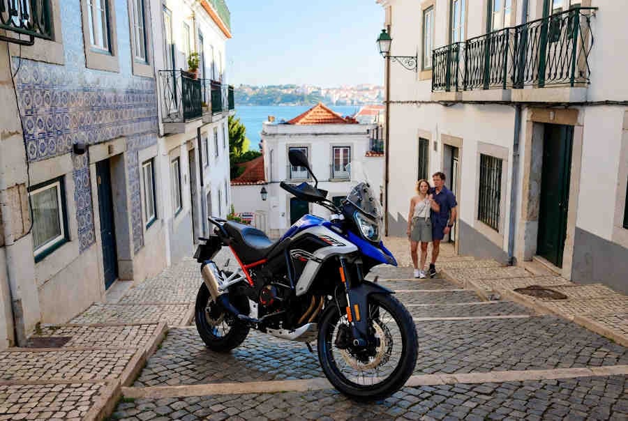 Buying a Vacation Home in Portugal: How to Efficiently Scout Neighborhoods