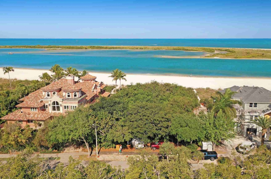 $6 Million Waterfront Property is Highest-Priced Lot Sale in the History of Hideaway Beach — and the Last Beachfront Lot Available