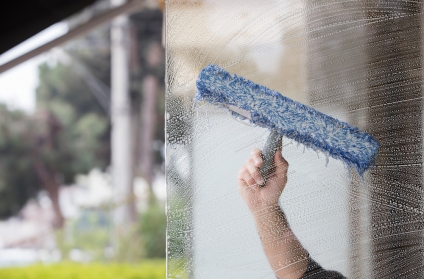 The Importance of Hiring the Right Commercial Window Cleaning Company