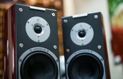 5 Tips for Home Audio Speaker Positioning