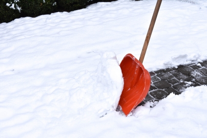 5 Safety Tips to Remove Snow and Ice this Winter
