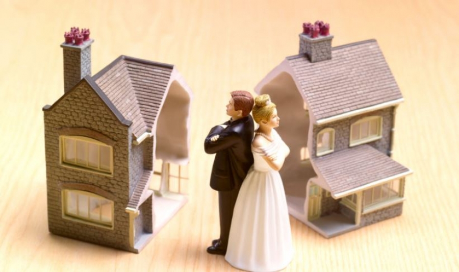 Be sure to divorce both the house AND the spouse!
