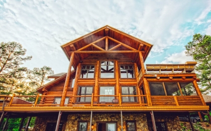5 Reasons Why You Should Own a Log Cabin to Spend Your Vacations