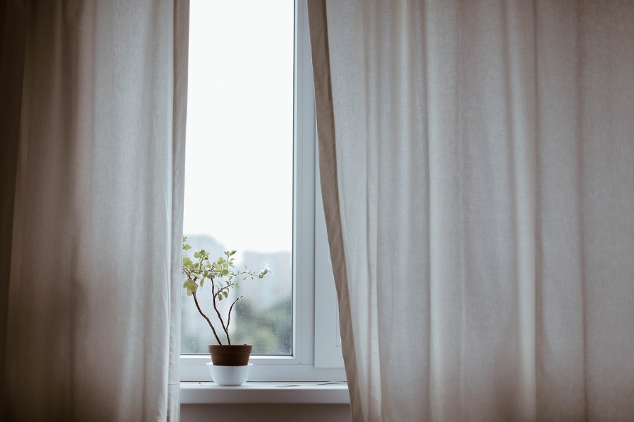 Choosing Window Treatments: Pros and Cons