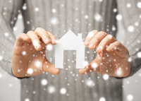 Should you try to sell your house before Christmas?