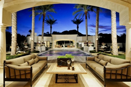 Your Arizona Luxury Celebrity Real Estate Specialist