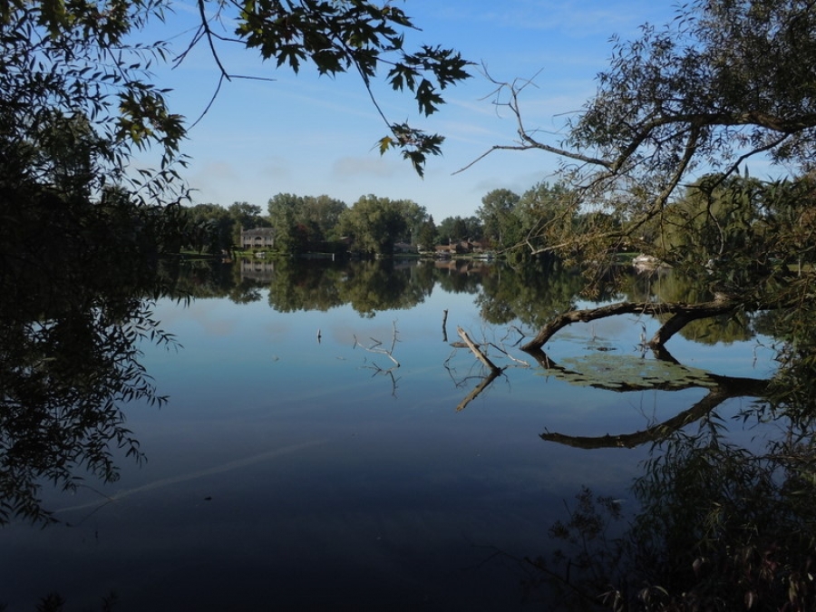 List of Lakes in Oakland County to Buy a Home On