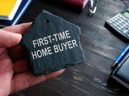 NAR Finds Share of First-Time Home Buyers Smaller, Older Than Ever Before
