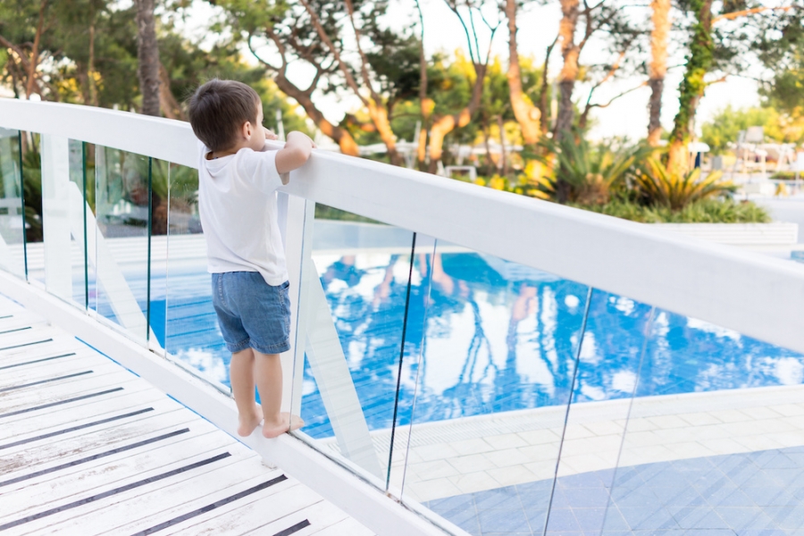 The Widespread Benefits of Fencing Your Pool – The Crucial Advantages to Count On