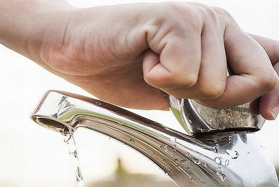 8 Ways To Lower Your Water Bill This Summer