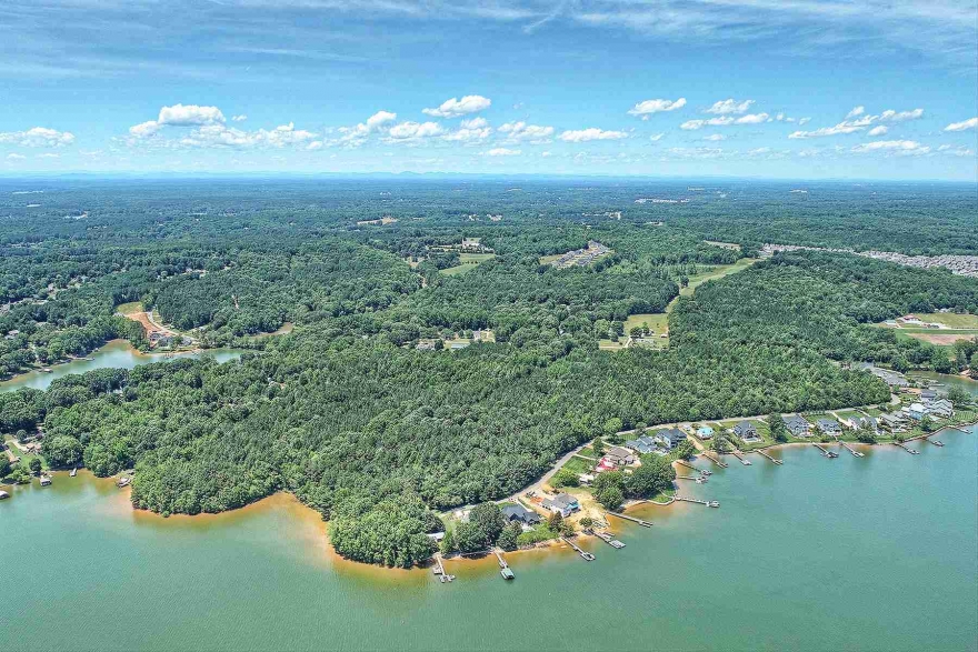 80-Acre Lake Norman Waterfront Site Owned by The Cornelius Family Enters Market for $22 Million