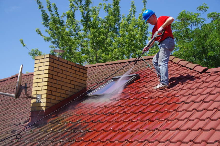Importance Of Getting The Exterior Of Your Home Cleaned By Professionals