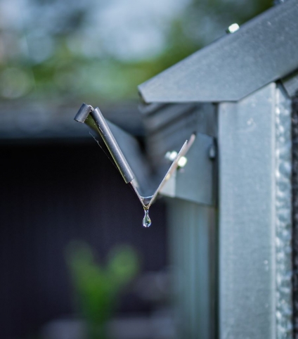 DIY Gutter Repair: How to Easily Fix a Section of Gutters at Home