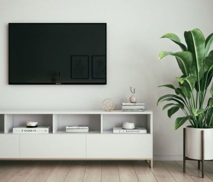 How to Decorate a Living Room Around a Smart TV