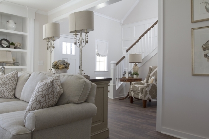 Staging vs. Decorating: What's the Difference?